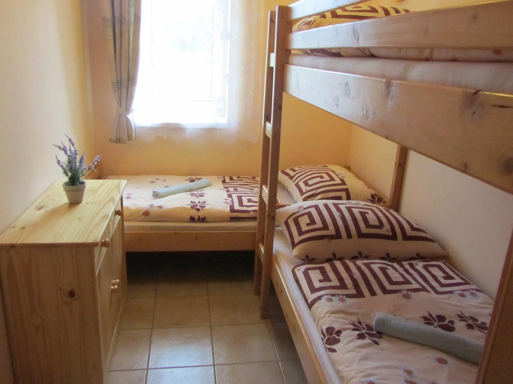 Vila Horal Liptovský Mikuláš Δωμάτιο φωτογραφία
