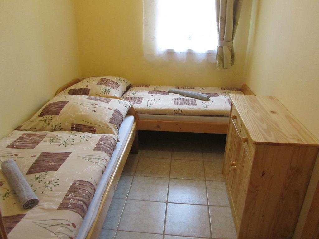 Vila Horal Liptovský Mikuláš Δωμάτιο φωτογραφία